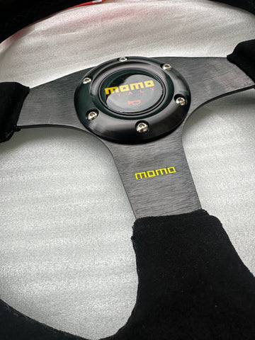 MOMO FLAT STEERING WHEEL